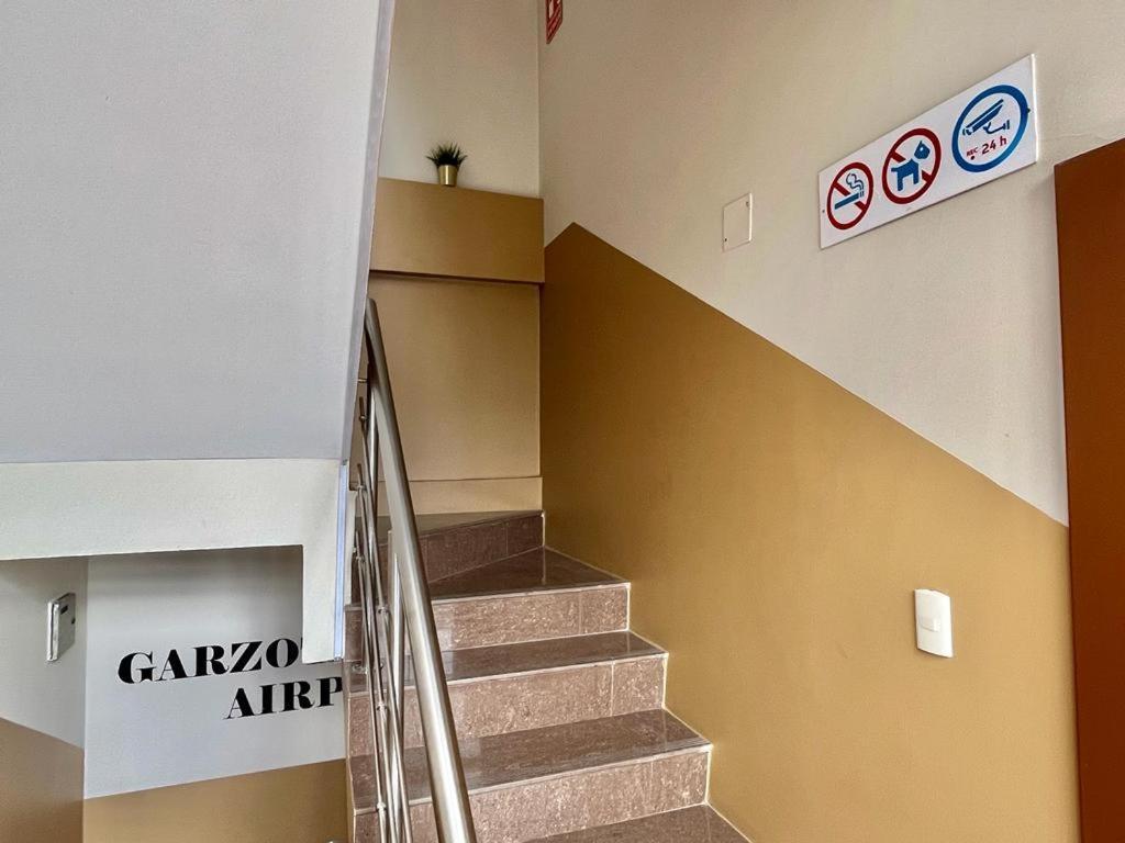 גוויאקיל Garzota Suites Airport מראה חיצוני תמונה
